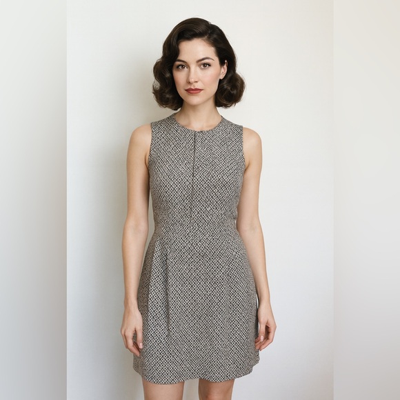 Theory Dresses & Skirts - THEORY - 100% silk mini dress in a small square/star print. Size 4